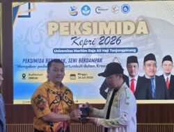 UMRAH Tuan Rumah Pembukaan PEKSIMIDA Kepri 2026, Rektor Ajak Mahasiswa Tunjukkan Karya Terbaik dan Junjung Sportivitas