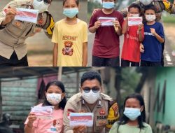 Peduli Kesehatan Anak Bangsa Bhabinkamtibmas Bagikan Masker Gratis