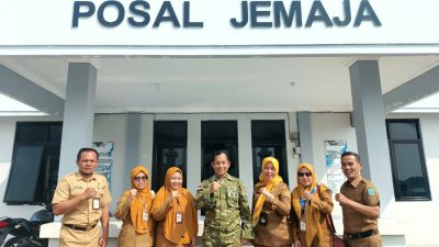 Peringati HUT ke-81 TNI, Pemerintah Kecamatan Jemaja Sambangi Posal Jemaja