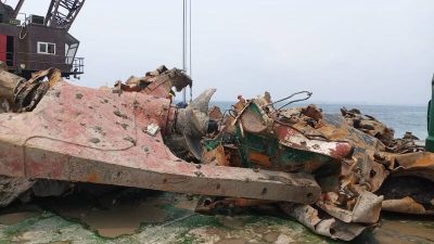 Bangkai Kapal Tanker MT Silver Sincere Selesai Diangkat, Jalur Pipa Dan Kabel Optik Di Perairan Bintan Aman