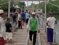 Lagi, Warga Perbaiki Jembatan Sei Lepan Secara Swadaya, Berharap Perhatian Pemerintah